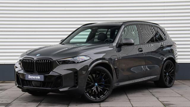 BMW X5 xDrive50e M-Sport Pro | Massage | Sky Lounge | Harman/Kardon | Soft-Close | Head-up | Carbon | Achterasbesturing