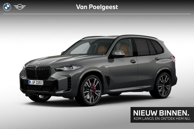 BMW X5 xDrive50e M-Sport / Driving Assistant Professional / Stoelmassage / Stoelventilatie / Soft Close / Driving Assistant Professional / Harman Kardon / Head-Up / Glazen panoramadak / Trekhaak Zwenkbaar / Iconic Glow / 22 Inch