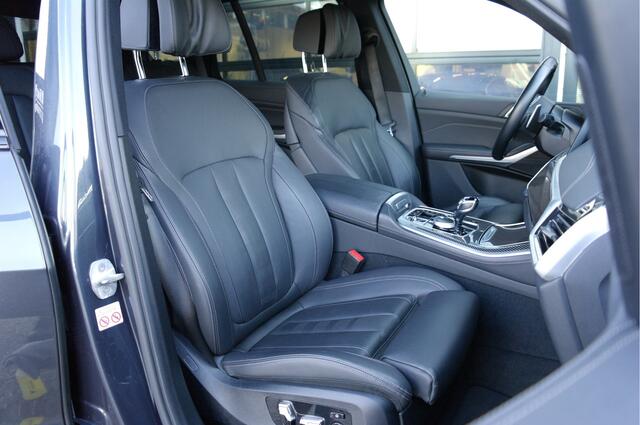 BMW X5 xDrive45e High Executive M- Pakket | 22" | Carbon | Laser | Head-Up | Drive Assist + | Sfeerverl. | Dealer onderhouden