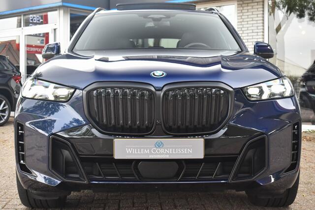 BMW X5 xDrive50e Skylounge M-Stoelen ACC Trekha Leder B&W