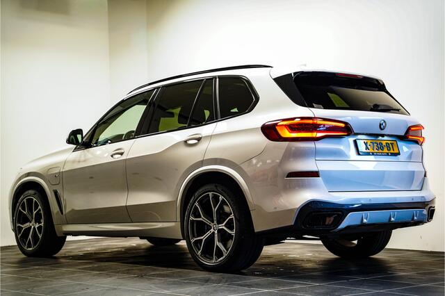 BMW X5 xDrive45e M-Sport/Pano dak/Trekhaak/Clanck sound/Kristal pook