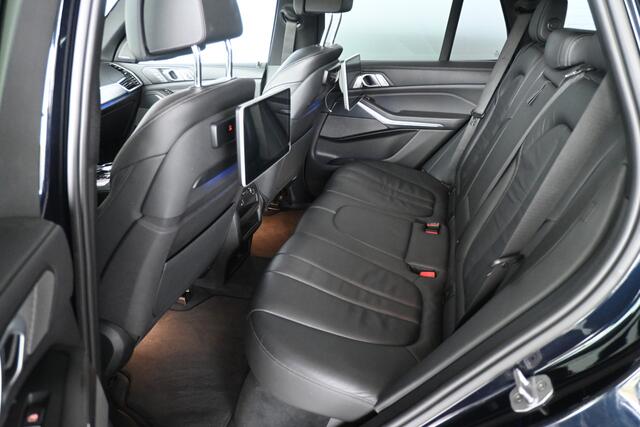 BMW X5 M50d High Executive M-pakket Harmon/Kardon Adaptief Head Up Panoramadak LED Laser light Inruil Mogelijk!