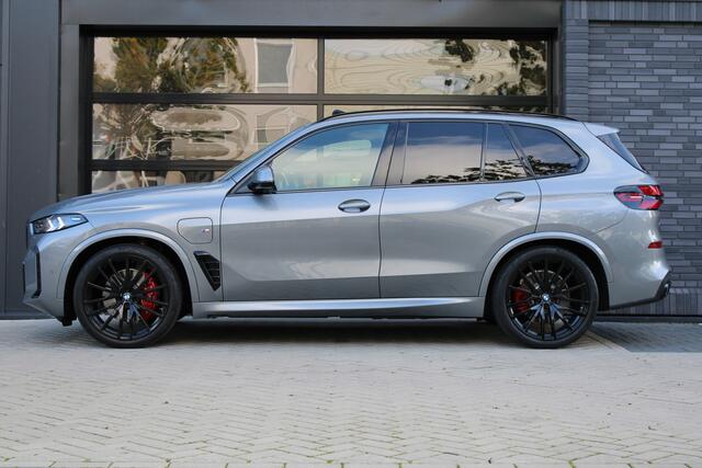 BMW X5 xDrive50e M-SPORT | BTW | PANO | HUD | H/K | STUURVERW | ELEK.TREKHAAK | 360 | DODE HOEK