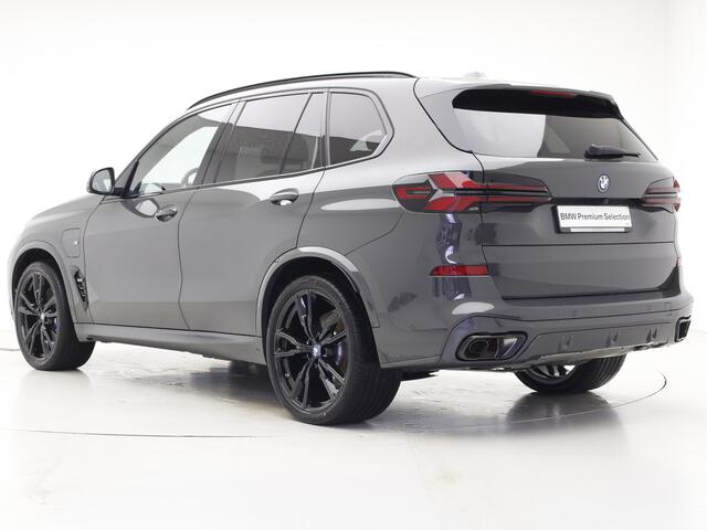 BMW X5 xDrive50e M-Sport Pro | 22'' | Soft Close | Panorama Sky Lounge | Harman Kardon | Trekhaak | Individial Leder | Comfortzetels | Carbon Int.Lijsten