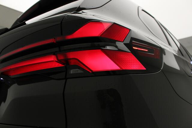 BMW X5 xDrive50e M-Sport Pro | 22'' | Soft Close | Panorama Sky Lounge | Harman Kardon | Trekhaak | Individial Leder | Comfortzetels | Carbon Int.Lijsten