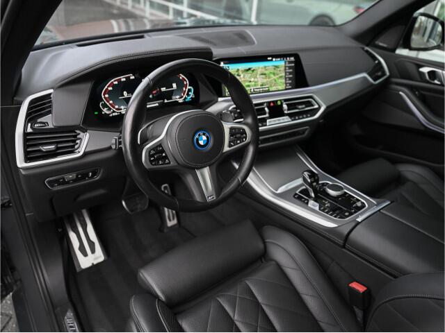 BMW X5 xDrive45e 394pk M-Sport Lucht Pano Laser HUD 21-Inch Tr-Haak DRAVIT!