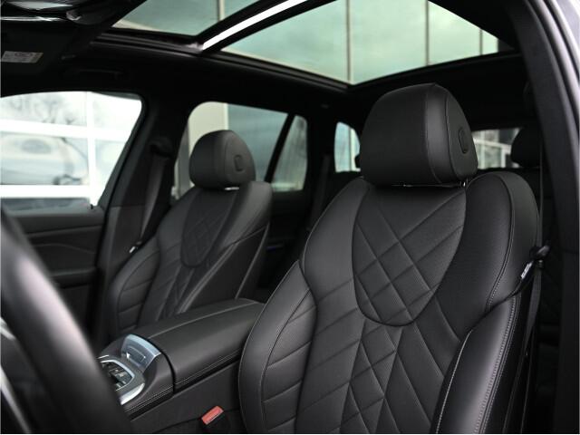 BMW X5 xDrive45e 394pk M-Sport Lucht Pano Laser HUD 21-Inch Tr-Haak DRAVIT!