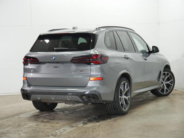 BMW X5 xDrive50e | M-Pro | M-Sport stoelen + massage + verw. + ventilatie | Panorama | Leder individual + dash