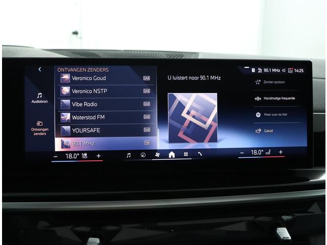 BMW X5 xDrive50e M Sportpakket Pro | Innovation Pack | Driving Assistant Prof | Trekhaak | Iconic Glow | Stoelventilatie