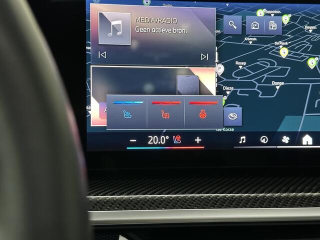 BMW X5 50e Performance *5x Op Voorraad* M-Sport Pro | Frozen Grey | Carbon Pakket | Indiv. Leder | 73400.= ex BTW | 12-2023 | Comfortstoelen met Ventilatie | Isolatieglas | Keyless-Entry | Memory | M-Gordels | Stuurverwarming | Stoelverwarming V+A | Zonwering |