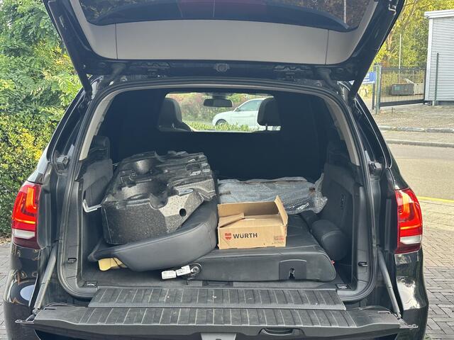 BMW X5 xDrive30d Panoramadak Cruise Clima Leer Stoelverw. 20''LM Trekhaak Grijskenteken