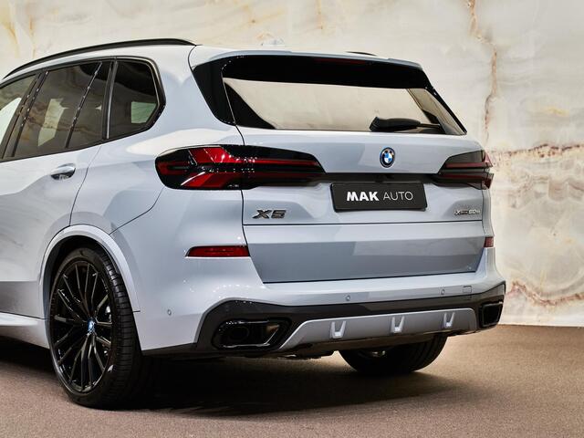 BMW X5 xDrive50e M Sport Pro, M stoelen, 4-wielbest., B&W, massage, CraftedClarity, pano, Merino, memory, 22", HUD, tr.haak, privacy