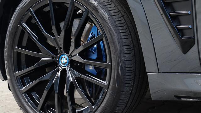 BMW X5 xDrive50e M-Sport Pro | Massage | Harman/Kardon | Stoelventilatie | Panoramadak | Soft-Close | Head-up | Trekhaak