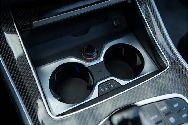 BMW X5 xDrive45e M-Sport ACC Skylounge Mstoelen Headup Achteras Laser Stoelvent Trekhaak