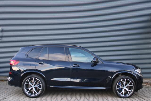 BMW X5 xDrive45e M-Sport Laser PanodakStoelventilatie incl. Massage Head-Up Adaptive-Cruis Meesturende-achteras