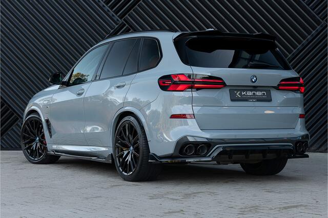 BMW X5 xDrive50e LCI M-Sport Pro ACC Pano Alcantara Hemel Massage Stoelvent. B&W Head Up 360 Kristal Trekhaak