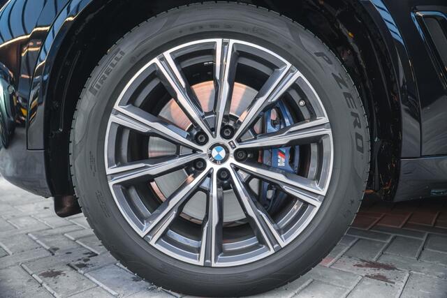 BMW X5 40i, stuurverw, laser, pano, X-Drive,