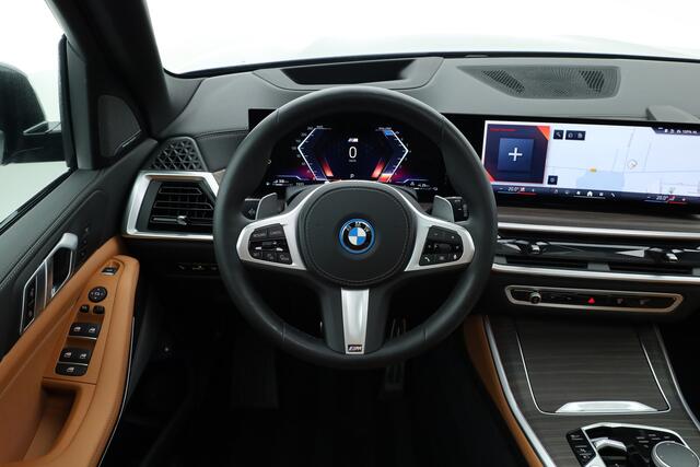 BMW X5 xDrive50e M Sport | Skylounge | Soft Close | Luchtvering | HUD | H&K | Elek. Trekhaak | Adapt. Cruise