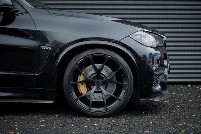 BMW X5 M / Pano / Harman&Kardon / HUD / Alcantara