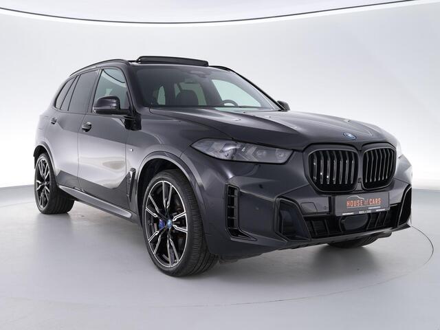 BMW X5 489pk xDrive50e |BTW-auto|M-sport|innovation pack|pano|Harman&Kardon|memory|carbon interieur|HUD|Apple Carplay|360 camera|elek. trekhaak|luchtvering|blind spot|22"|
