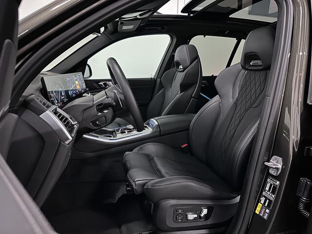 BMW X5 50e M-Pro Performance | M-Seats | M-Uitlaat | 360 Camera | ACC | Carbon | Indiv. Leder | Head-Up | Harman-Kardon | Keyless-Entry | 22'' | Trekhaak | Stoelventilatie | Iconic-Glow | M-Gordels | Zonwering | Stoelverwarming V+A | Rij-Assistent Pro | Memory