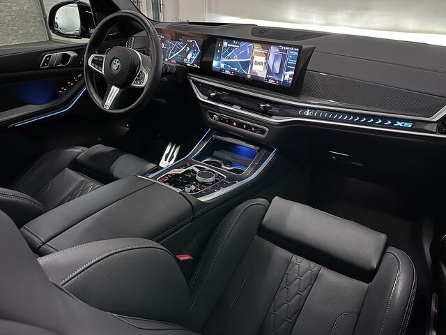 BMW X5 50e M-Pro Performance | M-Seats | M-Uitlaat | 360 Camera | ACC | Carbon | Indiv. Leder | Head-Up | Harman-Kardon | Keyless-Entry | 22'' | Trekhaak | Stoelventilatie | Iconic-Glow | M-Gordels | Zonwering | Stoelverwarming V+A | Rij-Assistent Pro | Memory