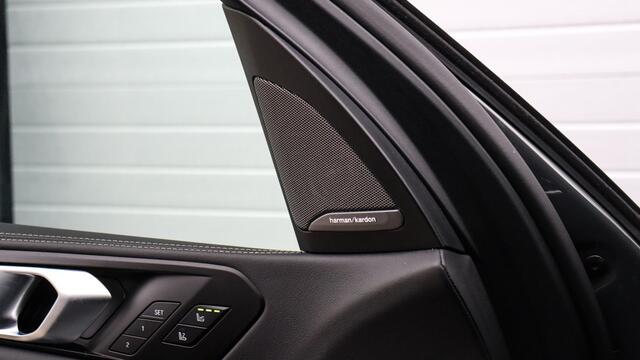 BMW X5 xDrive50e M-Sport Pro | Massage | Harman/Kardon | Stoelventilatie | Panoramadak | Head-up | Soft-Close | Trekhaak | Carbon