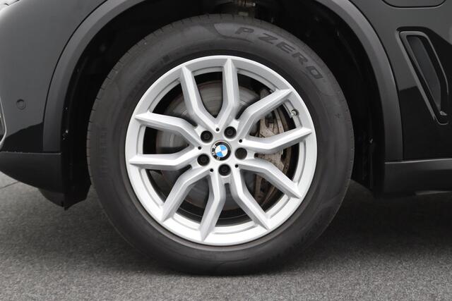 BMW X5 xDrive45e Executive | Integral Active Steering | Panoramadak | Elektrisch Verstelbare Stoelen | Driving Assistant Professional | Bowers & Wilkins | 19''