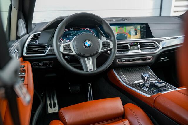 BMW X5 xDrive45e High Executive M Pakket Panoramadak Adapt. Cruise HUD Carbon Luxe Leder 21''LM