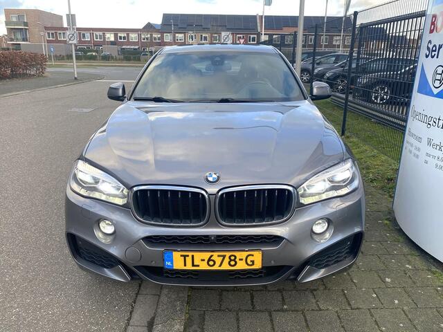 BMW X6 xDrive35i High Executive M Sport met o.a. Harman/Kardon, dak, LED, luchtvering, 21", trekhaak, etc.
