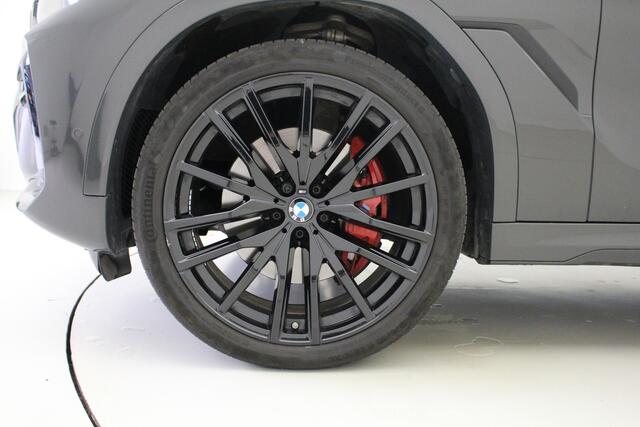 BMW X6 xDrive40i M-sport | 22" | Panorama | Trekhaak | Voorbereiding Driving Assistantce | Laser | Camera | Head-Up
