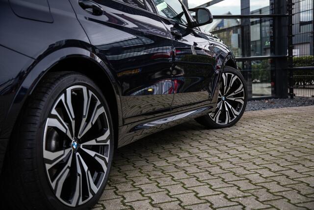BMW X7 M60i xDrive , BTW,Panoramadak, Massagestoelen, Stoelverkoeling/verwarming, Skylounge,
