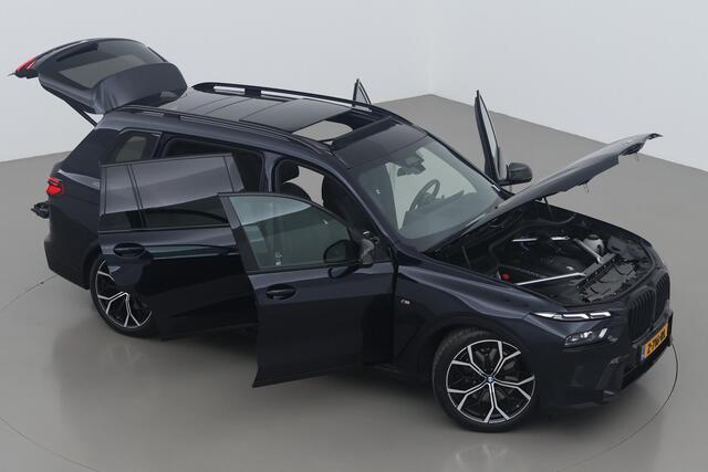 BMW X7 xDrive40i | Head-Up | Panoramadak | harman/kardon | 22 Inch | Trekhaak | 360° Camera