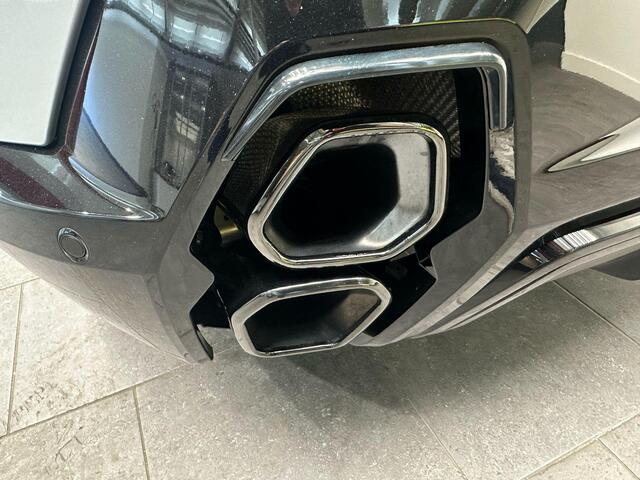 BMW XM PHEV Label Red 30 kWh