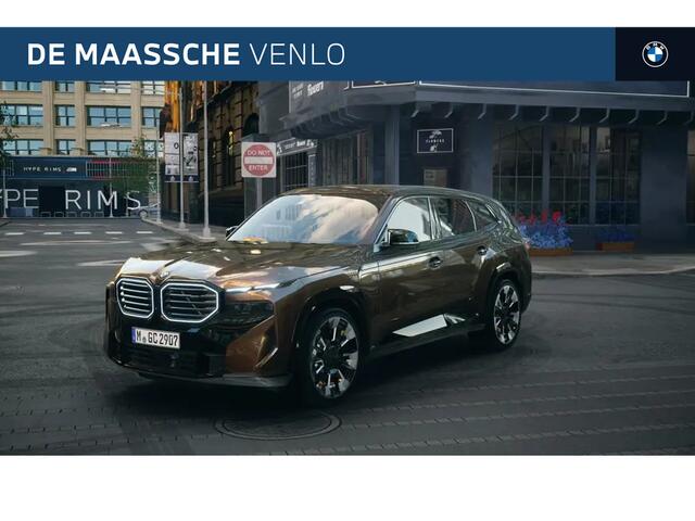 BMW XM PHEV 50e High Executive Automaat / Trekhaak / Adaptief M Onderstel Professional / M Multifunctionele Stoelen / Bowers & Wilkins / Soft-Close / Parking Assistant Plus