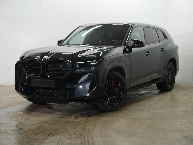 BMW XM 50e | 23" | Individual leder | Bowers & Wilkins | Trekhaak | Stoelver. + ventilatie + massage | Soft close