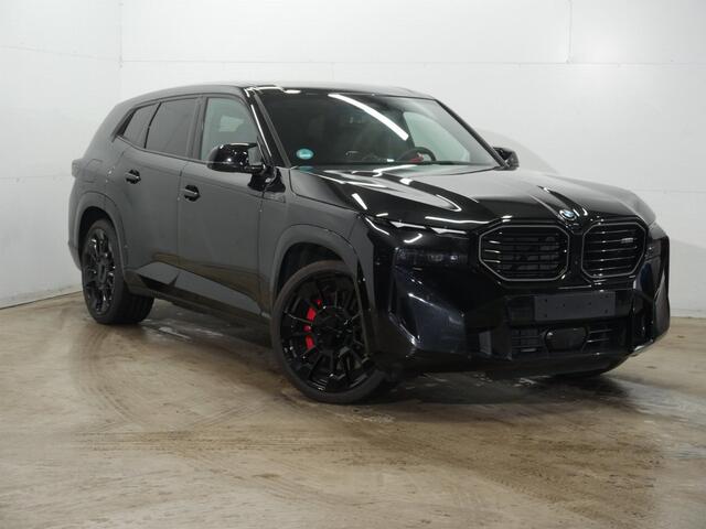 BMW XM 50e | 23" | Individual leder | Bowers & Wilkins | Trekhaak | Stoelver. + ventilatie + massage | Soft close