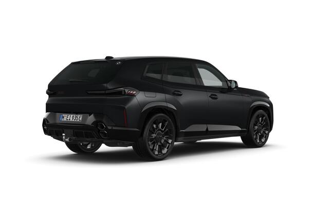 BMW XM PHEV Kith Edition | 23'' | B&W | M Drive Pack. | Driv. Ass. Prof. | Park. Plus | Trekhaak | Stoelvent. + Massage | Soft-Close | Adaptief M onderstel | Head-Up