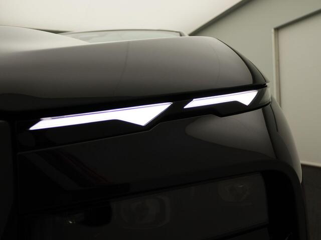 BMW XM 50e | BMW Individual Leather 'Merino' | Iconic Glow