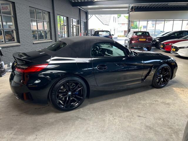BMW Z4 SDRIVE20I M-Pakket High EX / 19Inch / Head-Up / Black