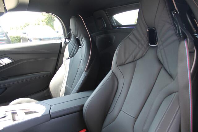 BMW Z4 Roadster sDrive30i High Executive M Sport Automaat / Achteruitrijcamera / M Sportstoelen / Comfort Access / Adaptieve LED / Active Cruise Control / M Adaptief onderstel / Head-Up / Stuurverwarming