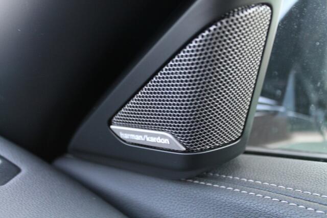 BMW Z4 Roadster sDrive30i High Executive M Sport Automaat / Achteruitrijcamera / M Sportstoelen / Comfort Access / Adaptieve LED / Active Cruise Control / M Adaptief onderstel / Head-Up / Stuurverwarming