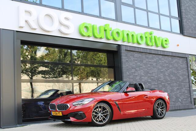BMW Z4 Roadster sDrive20i High Executive | STOELVERWARMING | SFEER | CARPLAY | LEDER |