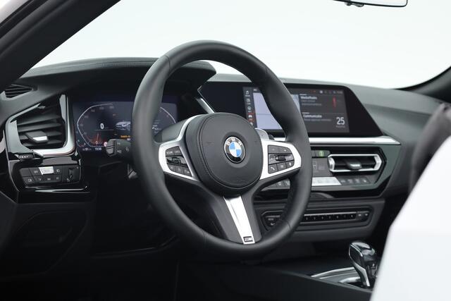 BMW Z4 Roadster sDrive20i Sport Line | Stoelverw. | Leder | Apple CarPlay | Camera | Navi |
