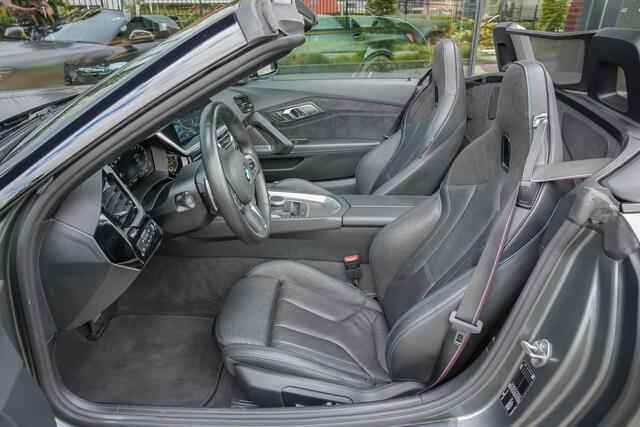 BMW Z4 Roadster M40i 340pk High Executive Edition |M-sportpakket|dealer onderhouden|Harman&Kardon|memory|head up|Apple Carplay|parkeer camera|blind spot|19" lichtmetalen velgen|