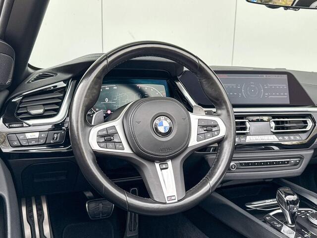 BMW Z4 Roadster sDrive20i High Executive M-Sport 19 Inch / Stuurwielrand verwarming / Comfort Acces / Stoel Verwarming / Adaptieve Led Koplampen / Harman Kardon