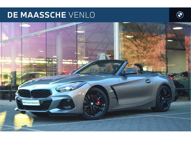 BMW Z4 Roadster M40i High Executive M Sport Automaat / Achteruitrijcamera / M Sportstoelen / M Adaptief onderstel / Comfort Access / Adaptieve LED / Head-Up / Harman Kardon