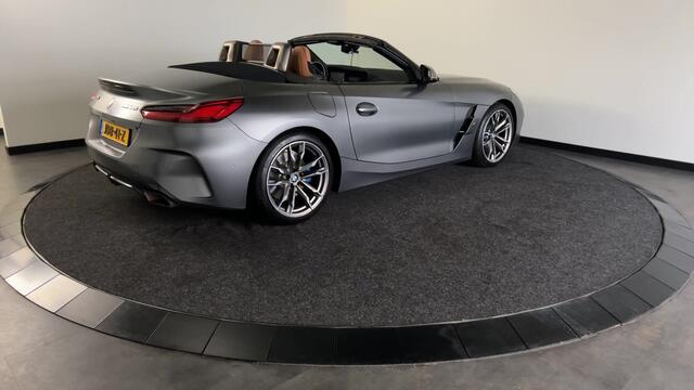 BMW Z4 Roadster M40i First Edition De Ultieme Adrenalinekick | Nieuwstaat BMW Z4 M40i Frozen Grey | 340 PK!