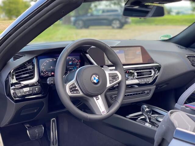 BMW Z4 Roadster M40i High Executive Stuurwielverwarming 19 Inch Harman-Kardon Elek Stoelverstelling ACC Carplay Head-Up Display