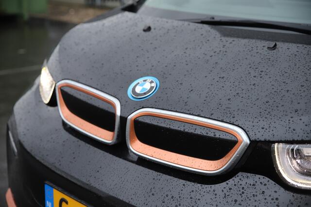 BMW i3 S 184pk 120Ah 42 kWh*RoadStyle Edition*/Leder/w-pomp/3-fase